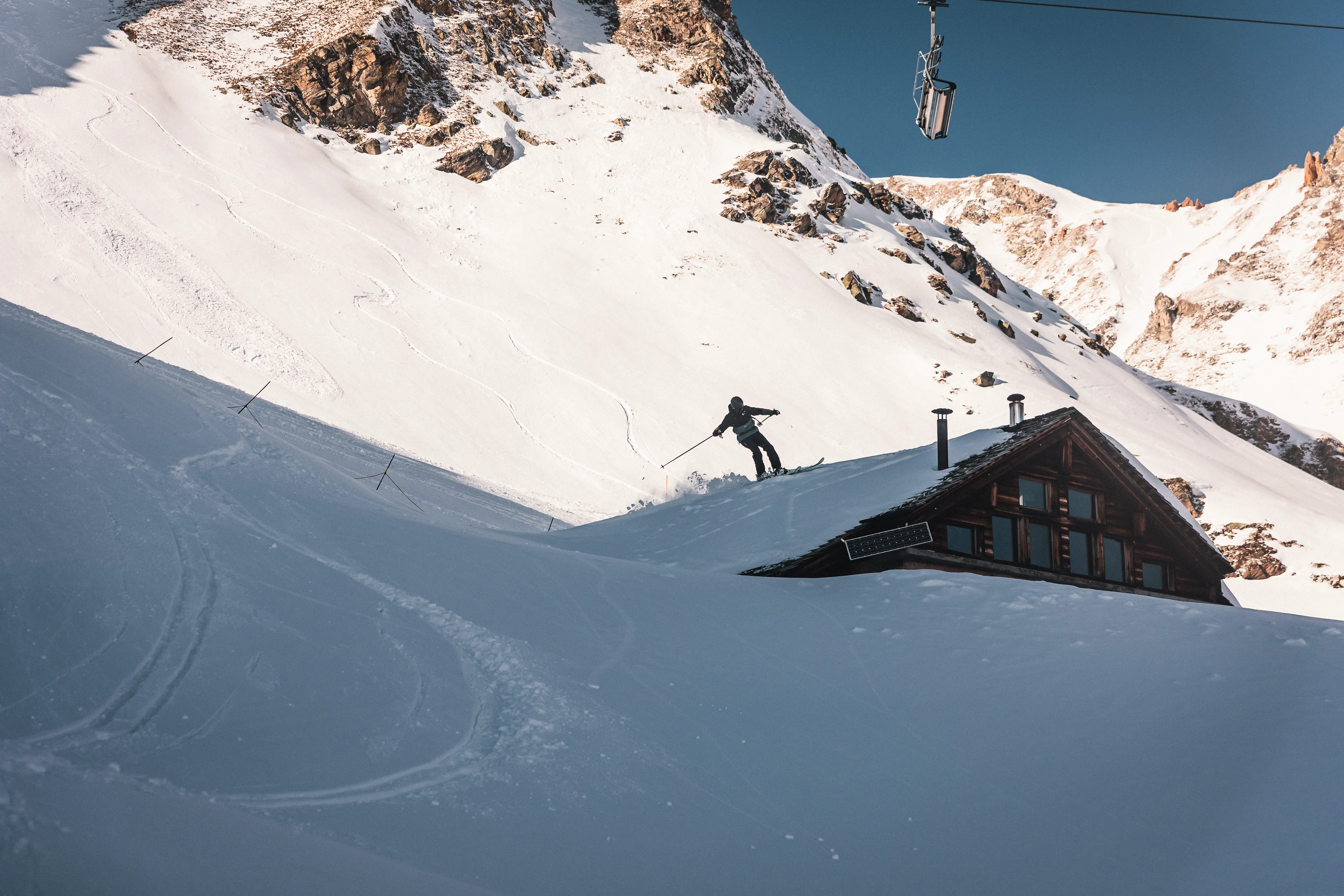 Ski-cross racing and snowpark tricks—pure mountain energy ⚡